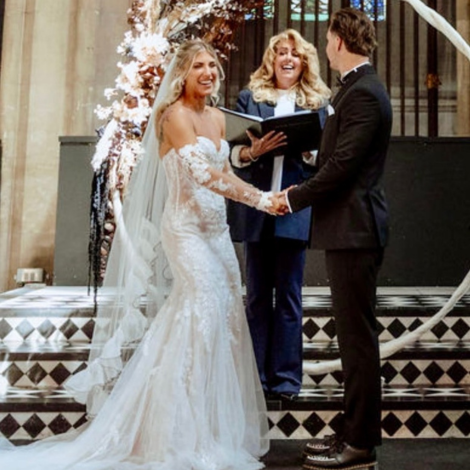 alt wedding image